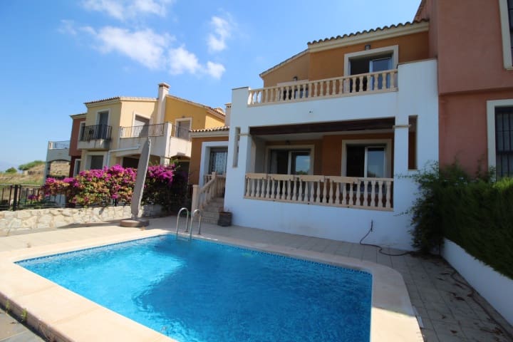 3 soveværelse Rækkehus til salg i Algorfa med swimmingpool - € 446.000 (Ref: 9129498)