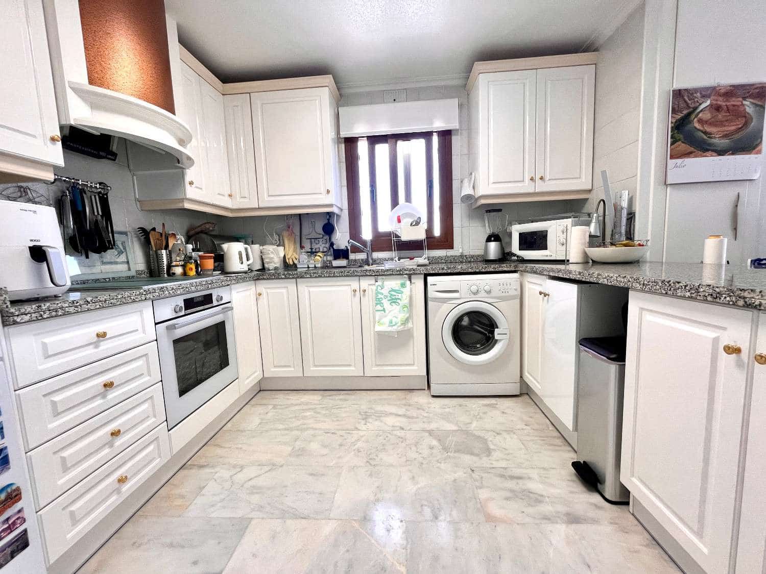 2 bedroom Beach Apartment for sale in Orihuela Costa with pool garage - € 179,999 (Ref: 9141395)