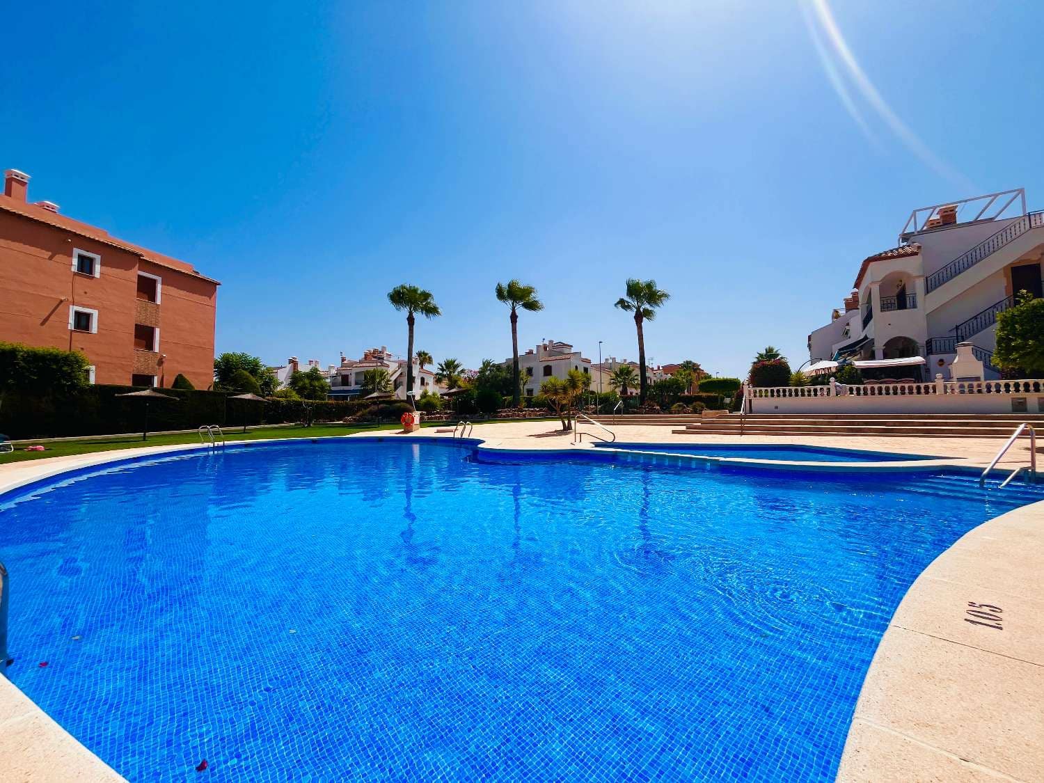 2 bedroom Beach Apartment for sale in Orihuela Costa with pool garage - € 179,999 (Ref: 9141395)