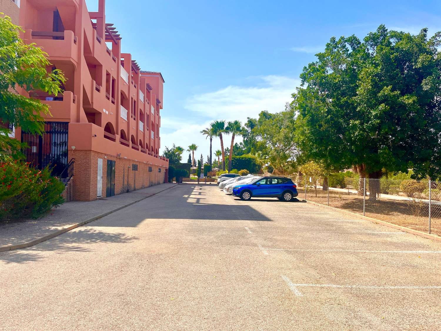 2 bedroom Beach Apartment for sale in Orihuela Costa with pool garage - € 179,999 (Ref: 9141395)