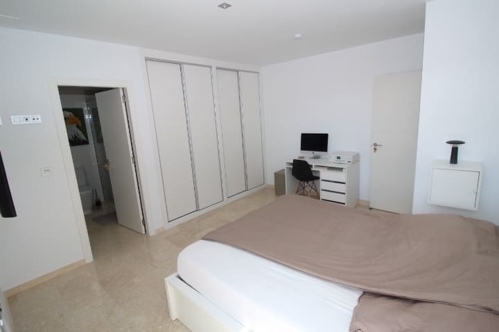 2 soverom Strandleiligheter til salgs i Orihuela Costa med svømmebasseng - € 299 900 (Ref: 9163518)