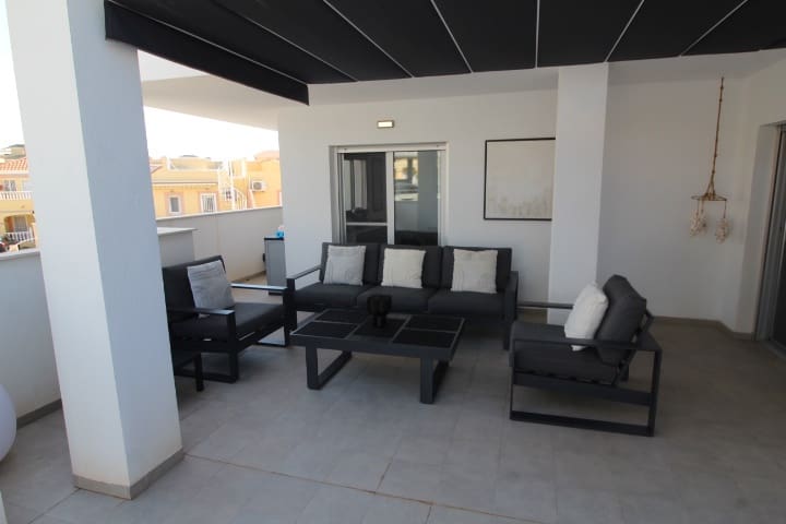 2 soverom Strandleiligheter til salgs i Orihuela Costa med svømmebasseng - € 299 900 (Ref: 9163518)