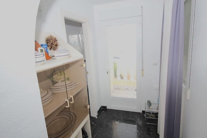 5 bedroom Villa for sale in San Miguel de Salinas with pool - € 459,000 (Ref: 9281095)