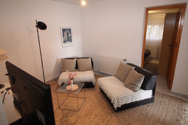 5 bedroom Villa for sale in San Miguel de Salinas with pool - € 459,000 (Ref: 9281095)