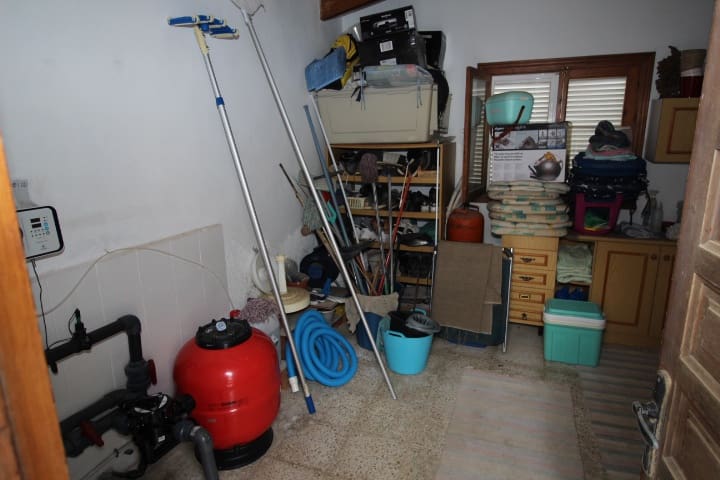 5 bedroom Villa for sale in San Miguel de Salinas with pool - € 459,000 (Ref: 9281095)