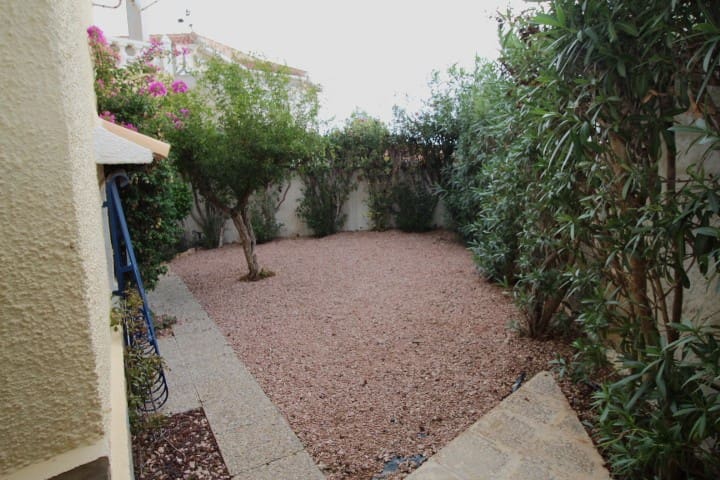 5 bedroom Villa for sale in San Miguel de Salinas with pool - € 459,000 (Ref: 9281095)