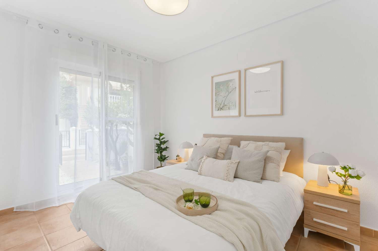 Bungalow de 2 habitaciones en Orihuela Costa en venta con piscina - 197.000 € (Ref: 9296674)