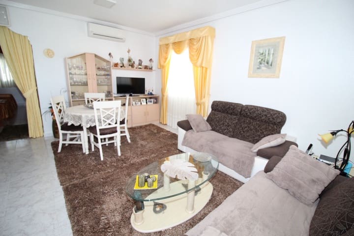 2 bedroom Villa for sale in San Miguel de Salinas - € 159,000 (Ref: 9312346)