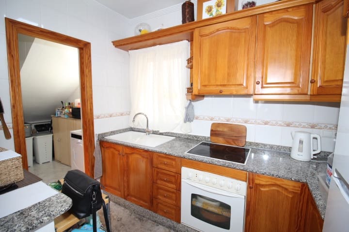 2 bedroom Villa for sale in San Miguel de Salinas - € 159,000 (Ref: 9312346)