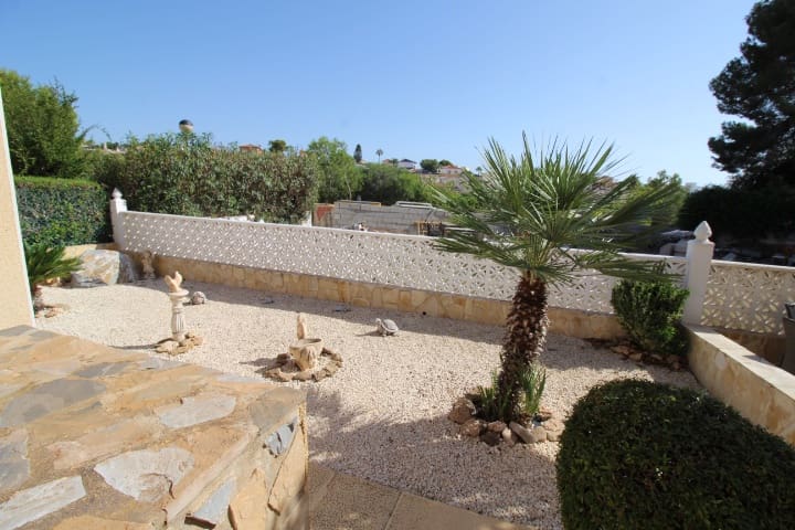 2 bedroom Villa for sale in San Miguel de Salinas - € 159,000 (Ref: 9312346)