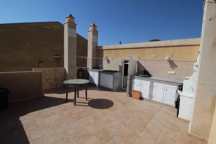 2 bedroom Villa for sale in San Miguel de Salinas - € 159,000 (Ref: 9312346)