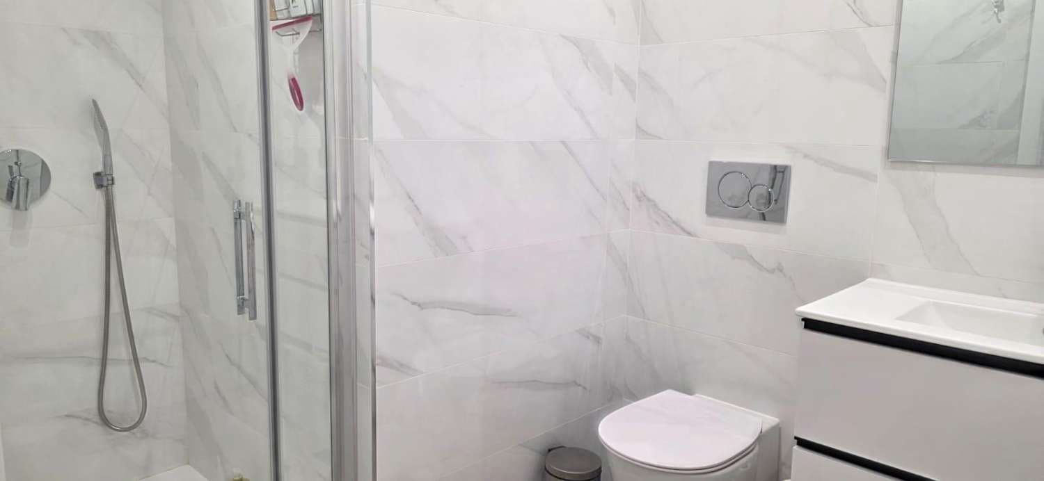 2 bedroom Beach Apartment for sale in Orihuela with pool - € 249,000 (Ref: 9312347)