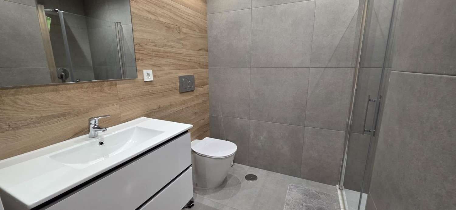 2 bedroom Beach Apartment for sale in Orihuela with pool - € 249,000 (Ref: 9312347)