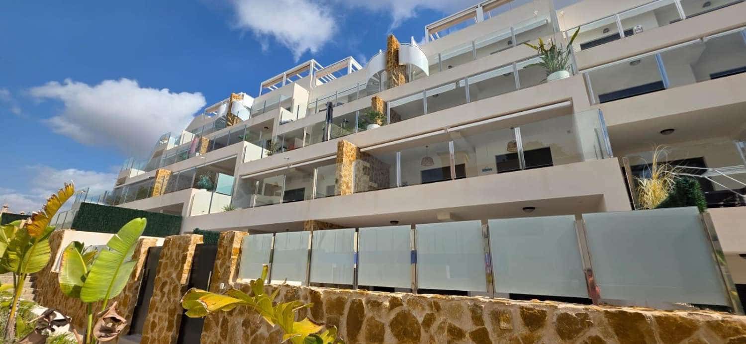 2 bedroom Beach Apartment for sale in Orihuela with pool - € 249,000 (Ref: 9312347)