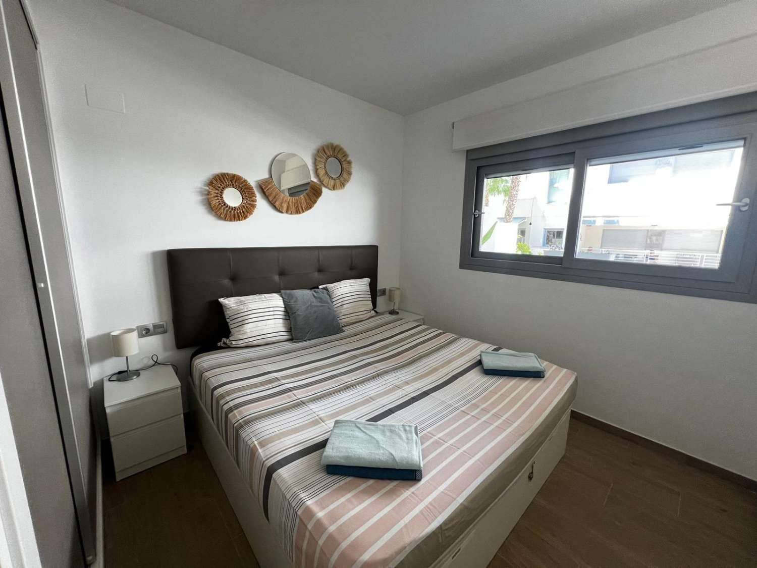 2 soverom Strandleiligheter til salgs i La Veleta med svømmebasseng - € 265 000 (Ref: 9312348)