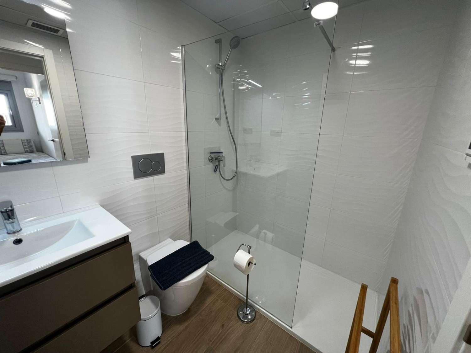 2 soverom Strandleiligheter til salgs i La Veleta med svømmebasseng - € 265 000 (Ref: 9312348)