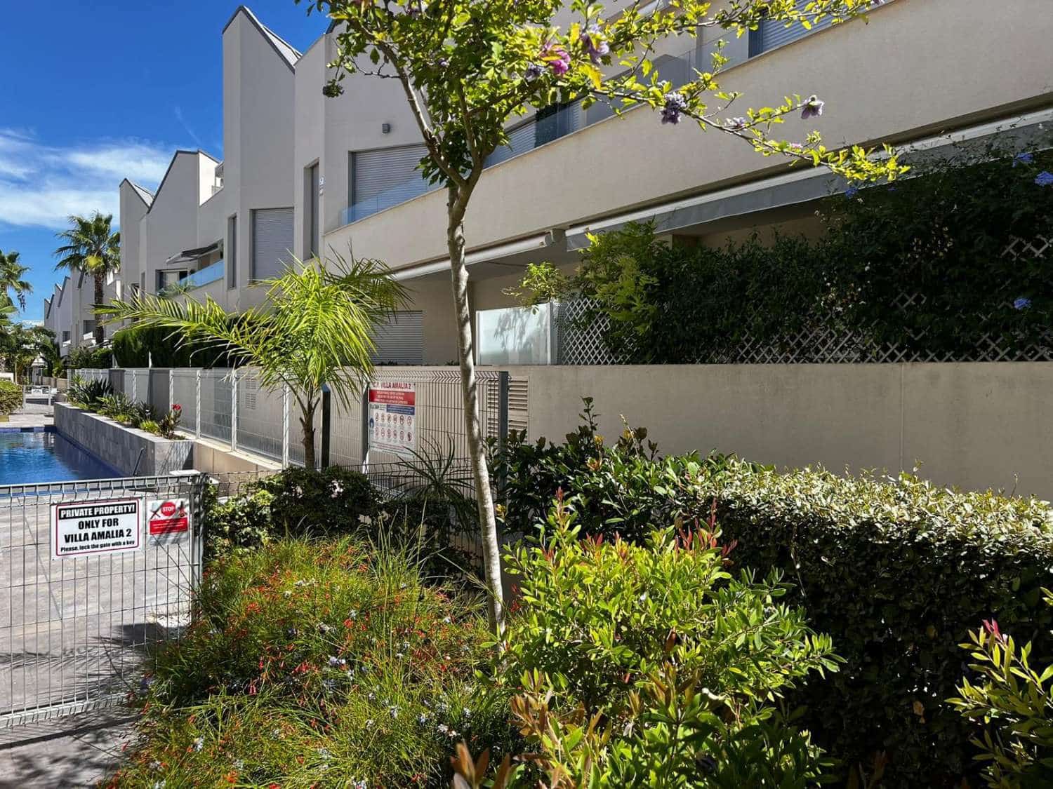 2 soverom Strandleiligheter til salgs i La Veleta med svømmebasseng - € 265 000 (Ref: 9312348)