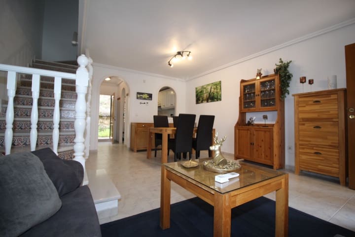 2 bedroom Flat for sale in Campoamor with pool - € 199,000 (Ref: 9321524)