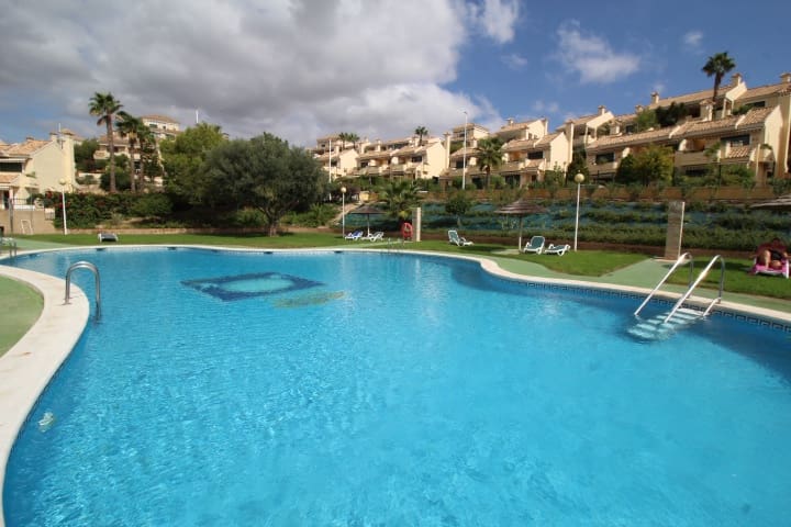 2 bedroom Flat for sale in Campoamor with pool - € 199,000 (Ref: 9321524)