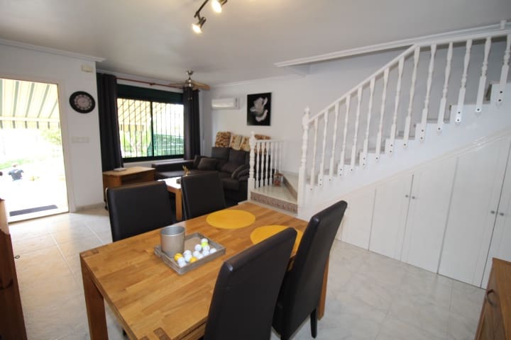 2 bedroom Flat for sale in Campoamor with pool - € 199,000 (Ref: 9321524)