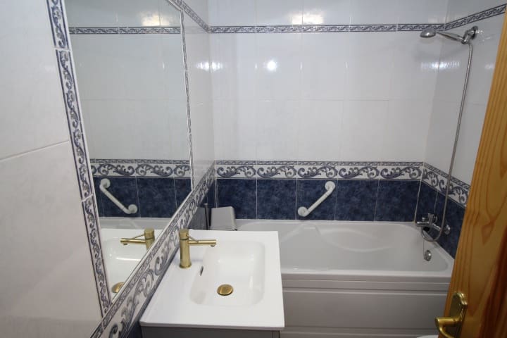 2 chambre Appartement de Plage à vendre à Orihuela Costa avec piscine - 124 900 € (Ref: 9419178)