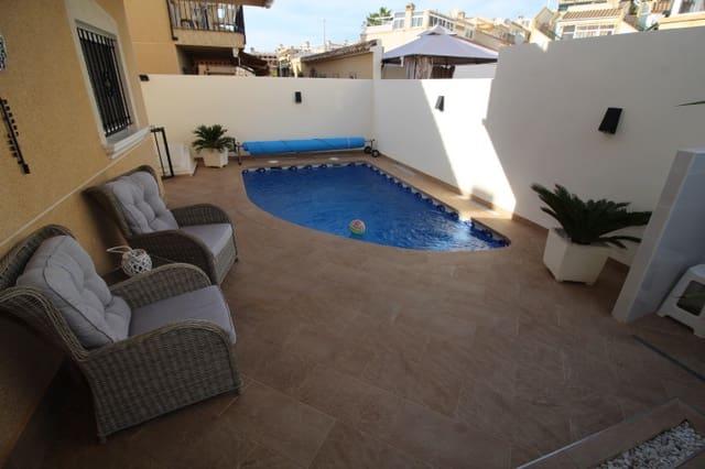 4 chambre Villa/Maison à vendre à Blue Lagoon avec piscine - 379 000 € (Ref: 9448852)