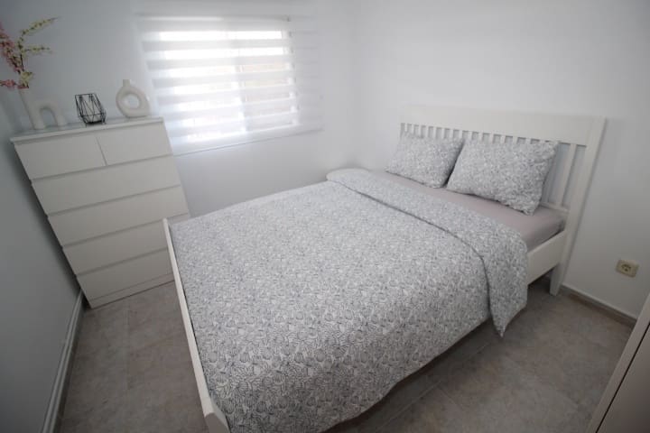 4 soveværelse Villa til salg i Orihuela Costa med swimmingpool - € 379.000 (Ref: 9448852)