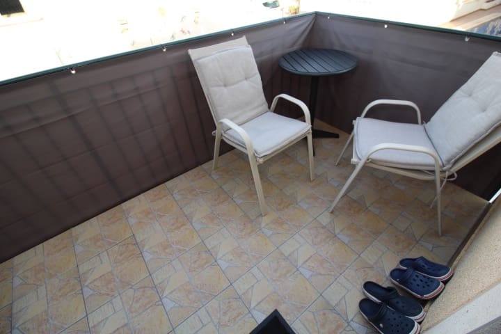 4 soveværelse Villa til salg i Orihuela Costa med swimmingpool - € 379.000 (Ref: 9448852)