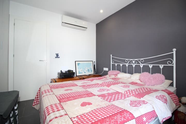 2 bedroom Semi-detached Villa for sale in Cabo Roig with pool - € 329,000 (Ref: 9448853)