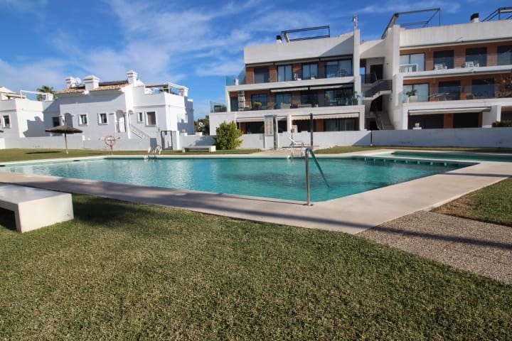 2 bedroom Semi-detached Villa for sale in Cabo Roig with pool - € 329,000 (Ref: 9448853)