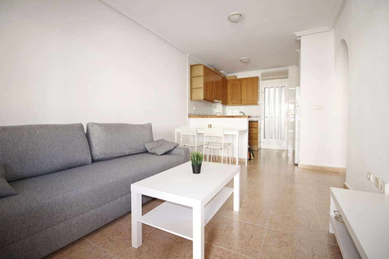 Apartamento Playa de 2 habitaciones en Orihuela en venta con piscina - 132.000 € (Ref: 9461142)