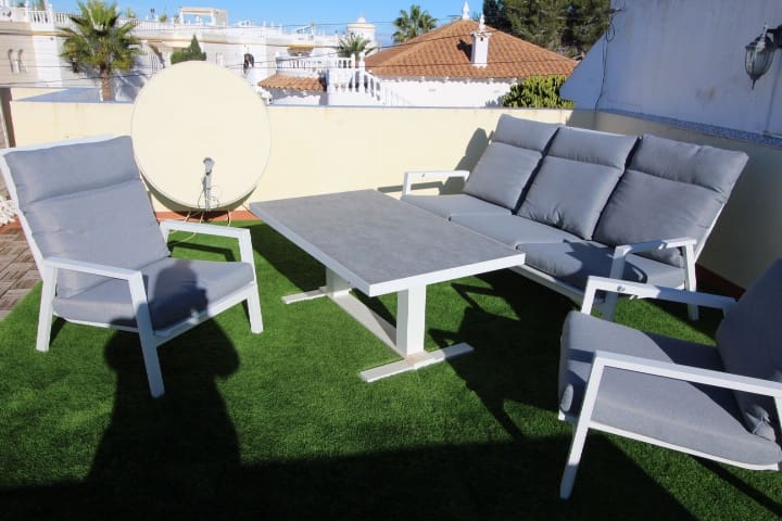 2 bedroom Bungalow for sale in San Miguel de Salinas - € 149,900 (Ref: 9473862)