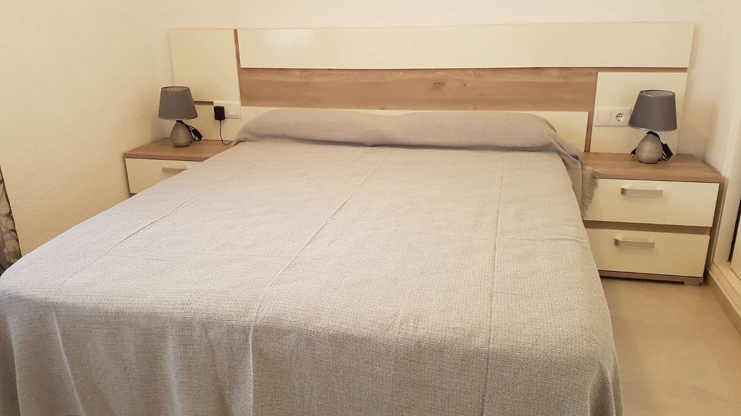 1 makuuhuone Bungalow vuokrattavana paikassa Torrevieja - 590 € (Ref: 9483830)