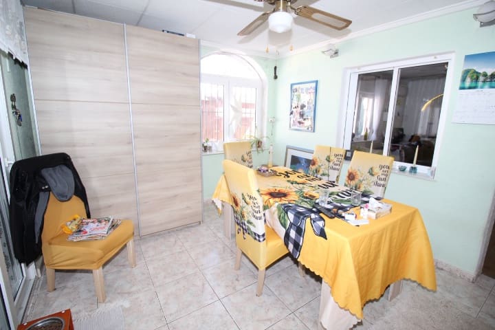 2 soverom Rekkehus til salgs i Pilar de la Horadada med svømmebasseng - € 259 000 (Ref: 9535550)