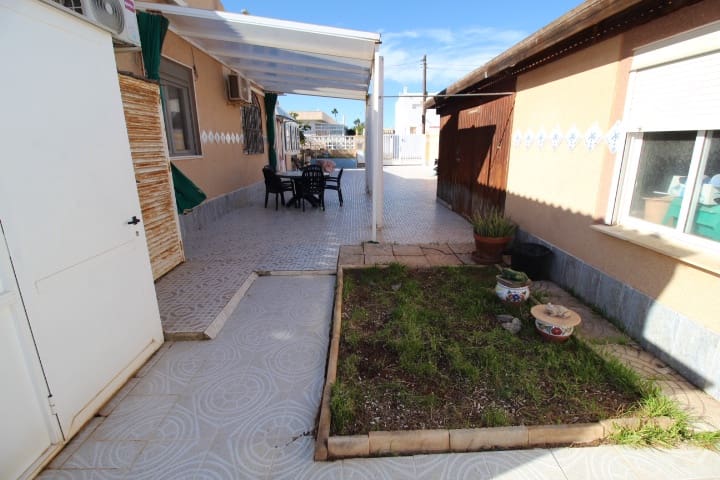 2 soverom Rekkehus til salgs i Pilar de la Horadada med svømmebasseng - € 259 000 (Ref: 9535550)