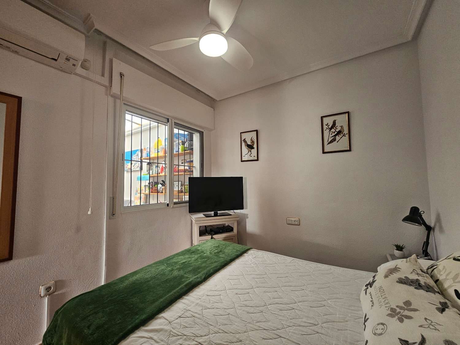 3 Zimmer Bungalow zu verkaufen in La Zenia mit Pool - 299.950 € (Ref: 9547697)