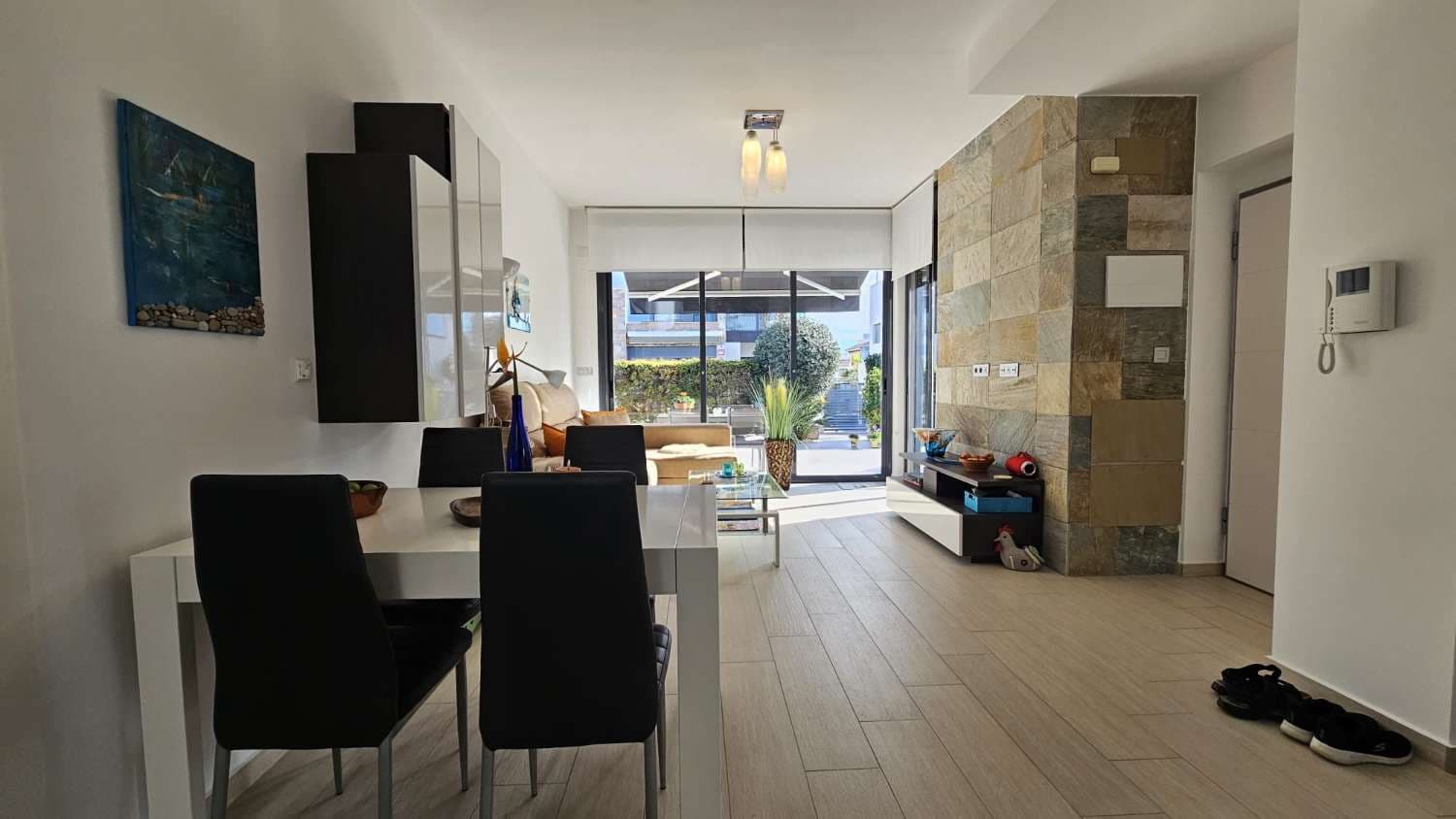 3 soveværelse Rækkehus til salg i Orihuela med swimmingpool - € 410.000 (Ref: 9547698)