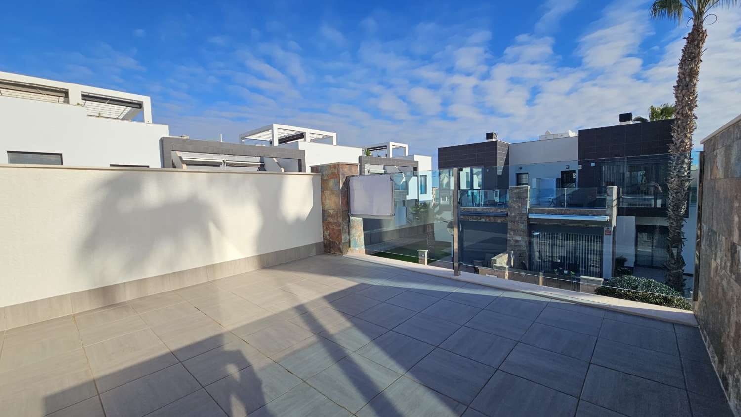 3 soveværelse Rækkehus til salg i Orihuela med swimmingpool - € 410.000 (Ref: 9547698)