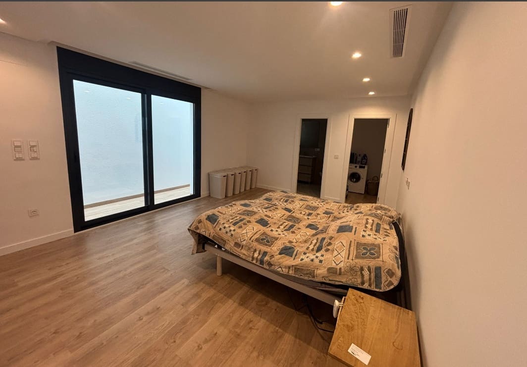 Adosado de 4 habitaciones en Rojales en venta con piscina - 525.000 € (Ref: 9560938)