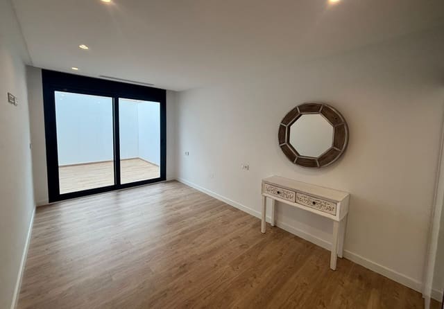 Adosado de 4 habitaciones en Rojales en venta con piscina - 525.000 € (Ref: 9560938)