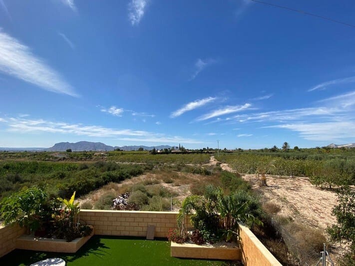 5 soveværelse Finca/Landehus til salg i Albatera med swimmingpool - € 399.950 (Ref: 9568064)