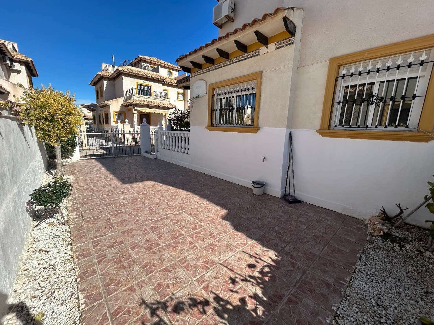 2 camera da letto Villetta a Schiera in vendita in Cabo Roig con piscina - 240.000 € (Rif: 9585436)