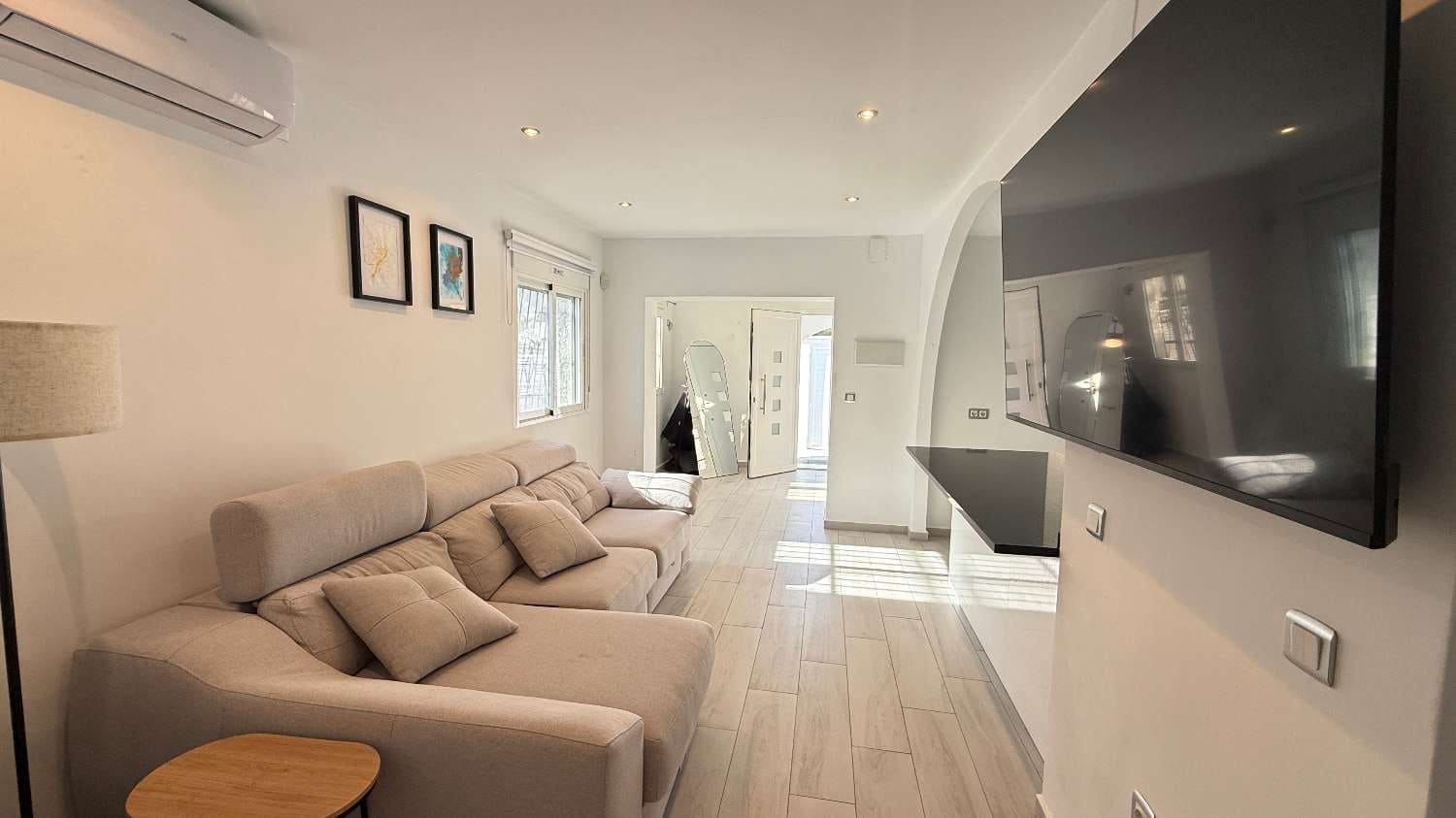 2 soverom Villa til salgs i Orihuela Costa med svømmebasseng - € 255 000 (Ref: 9633919)