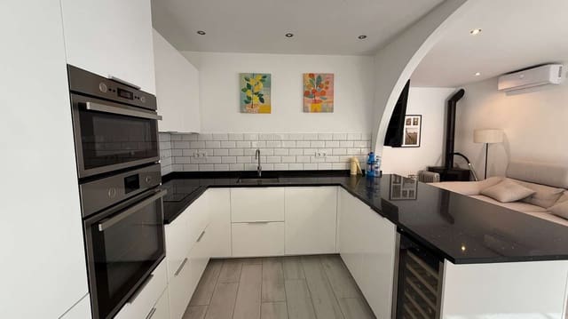 2 soverom Villa til salgs i Villamartin, Orihuela med svømmebasseng - € 255 000 (Ref: 9633919)