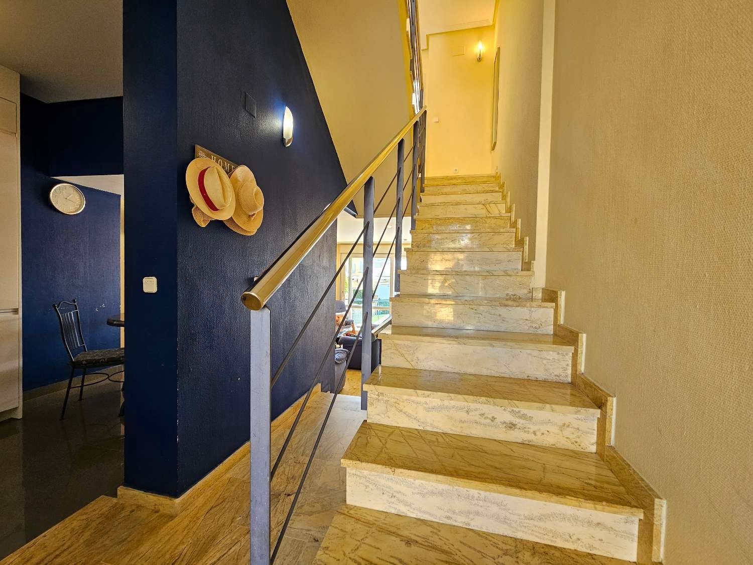 3 makuuhuone Asunto myytävänä paikassa Cabo Roig mukana uima-altaan - 549 950 € (Ref: 9636476)