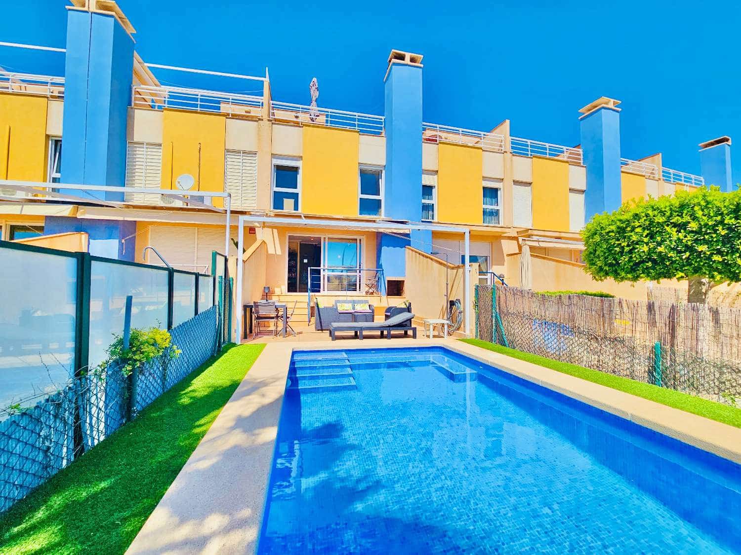 3 makuuhuone Asunto myytävänä paikassa Cabo Roig mukana uima-altaan - 549 950 € (Ref: 9636476)