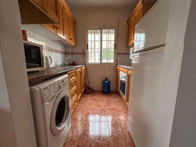Adosado de 3 habitaciones en Orihuela en venta con piscina - 220.000 € (Ref: 9655701)
