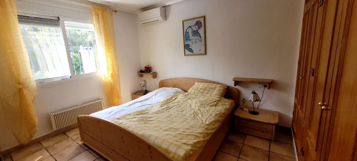 3 bedroom Villa for sale in Pinar de Campoverde with pool - € 399,000 (Ref: 9679505)