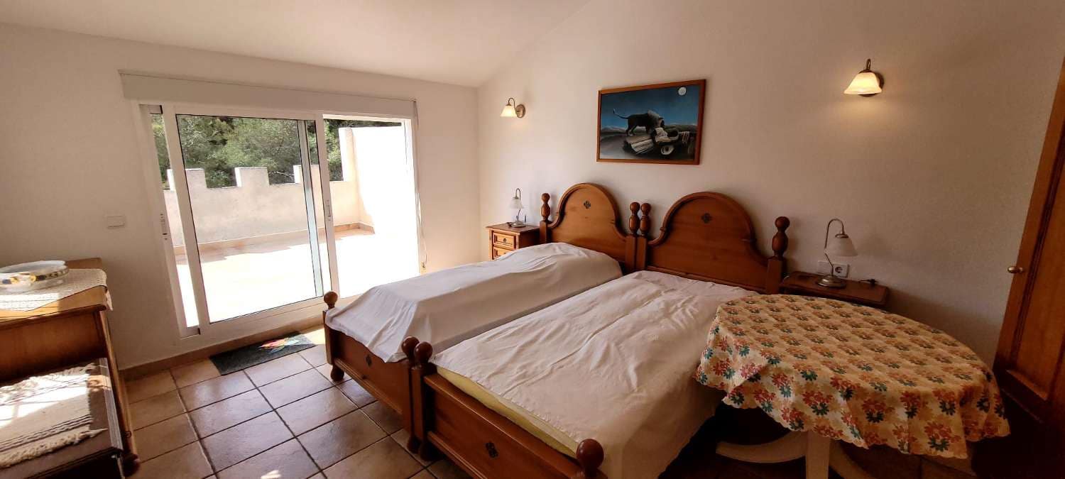 3 bedroom Villa for sale in Pinar de Campoverde with pool - € 399,000 (Ref: 9679505)