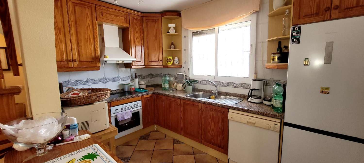 3 bedroom Villa for sale in Pinar de Campoverde with pool - € 399,000 (Ref: 9679505)